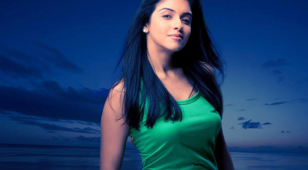 Asin In Green Top Latest HD Photos Wallpaper 2778x1284 Resolution