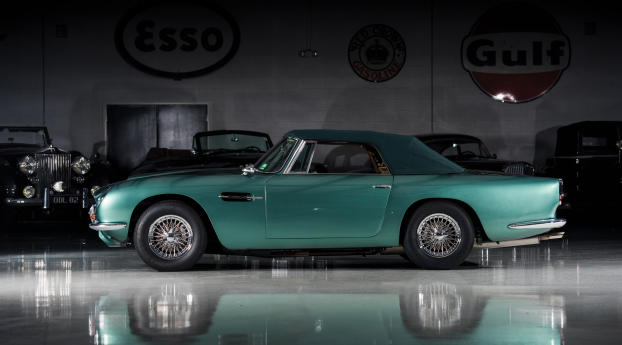 Aston Martin Retro 1965-66 Volante Wallpaper