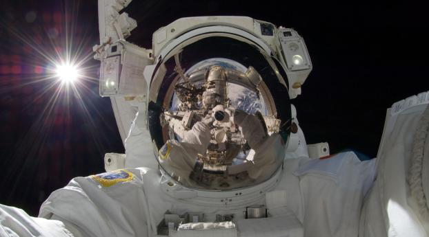 astronaut, suit, man Wallpaper 1600x900 Resolution
