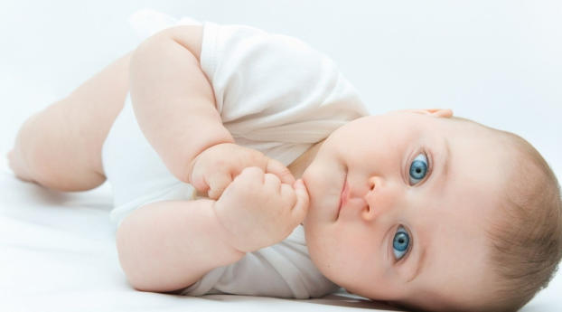 Baby Cute Blue Eyes Wallpaper 240x400 Resolution