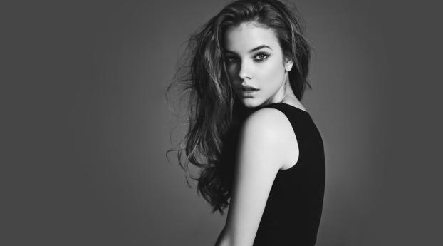 Barbara Palvin In Black And White HD Photos Wallpaper 208x320 Resolution