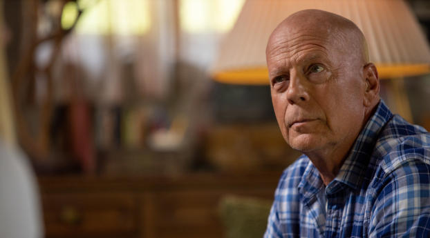 Bruce Willis Out Of Death 2021 Wallpaper
