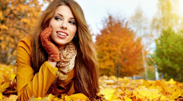 brunette, fall, long-haired Wallpaper 2560x1080 Resolution