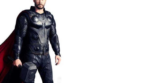 Chris Hemsworth As Thor In Avengers Wallpaper 2560x1700 Resolution