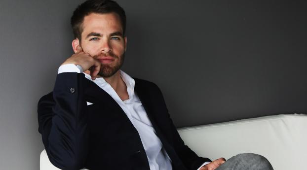 chris pine, actor, style Wallpaper 1125x2436 Resolution