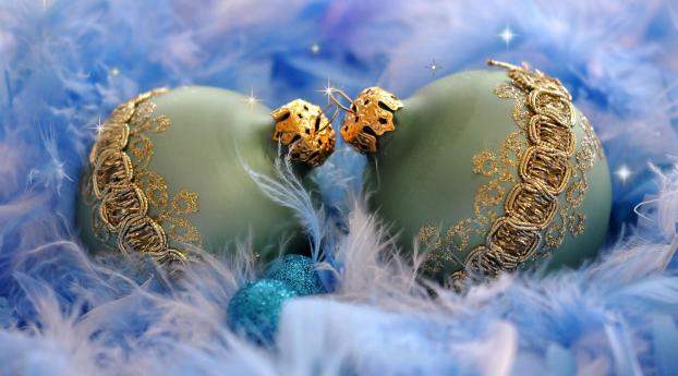 christmas decorations, balloons, couple Wallpaper 1536x2048 Resolution