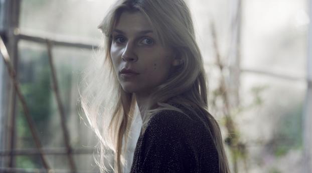 Clemence Poesy Pics Wallpaper 5001x1000 Resolution