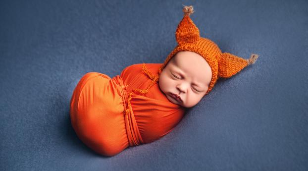 Cute Baby Photoshoot Idea Photography Wallpaper 2048x2048 Resolution