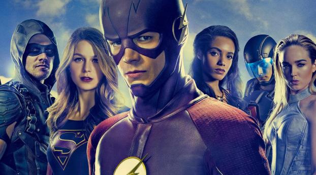 DC TV Superheros Flash Supergirl Arrow Wallpaper 1360x768 Resolution