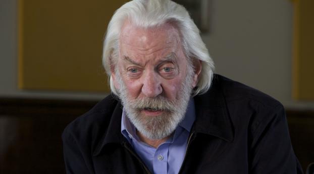 donald sutherland, actor, gray-haired Wallpaper 360x400 Resolution