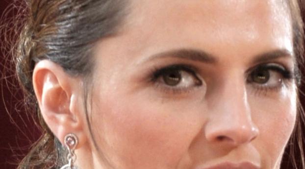 Download Full Size Face Stana Katic Wallpaper Wallpaper 1080x2256 Resolution