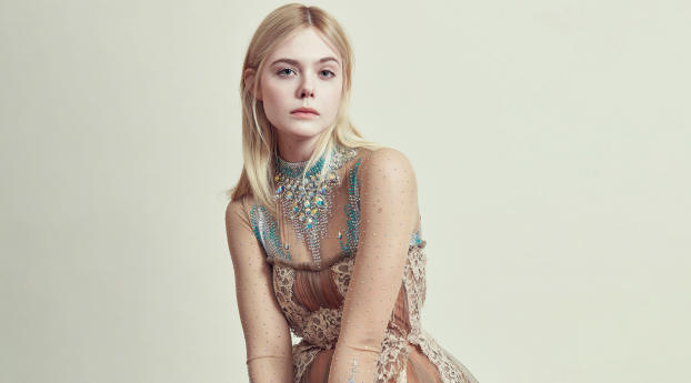 Elle Fanning Harper Bazaar 2018 Photoshoot Wallpaper 1400x900 Resolution