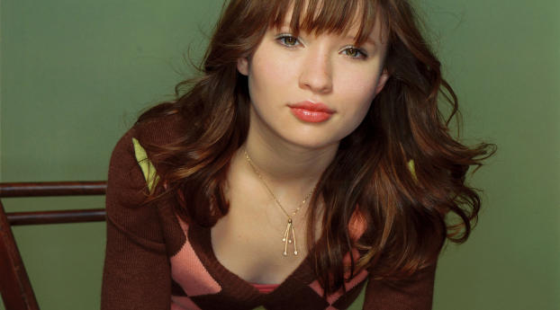 1125x2436 Emily Browning Hot Images Iphone XS,Iphone 10,Iphone X Wallpaper,  HD Celebrities 4K Wallpapers, Images, Photos and Background - Wallpapers Den