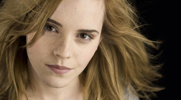 Emma Watson Close Up Photos  Wallpaper 720x1520 Resolution