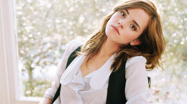 Emma Watson Nice Photo  Wallpaper 3840x2160 Resolution