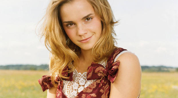 Emma Watson Photoshoot Images Wallpaper 600x1024 Resolution