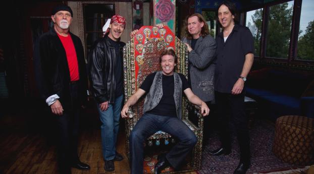george thorogood, the destroyers, band Wallpaper 2560x1024 Resolution