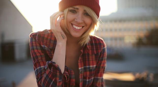 girl, smile, hat Wallpaper 1336x768 Resolution