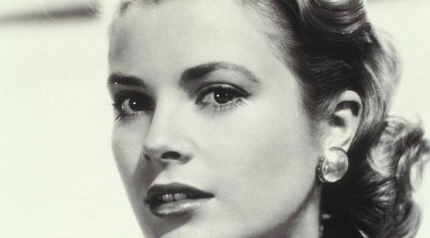 Grace Kelly Lip Images Wallpaper 240x400 Resolution