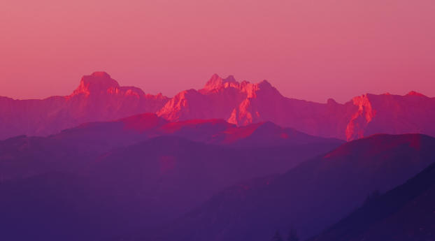 Gradient Mountains Wallpaper 1080x2160 Resolution