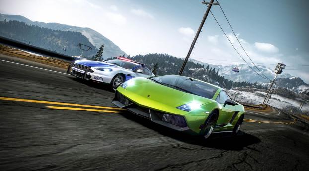 Green Car Need for Speed Hot Pursuit Wallpaper 512x512 Resolution
