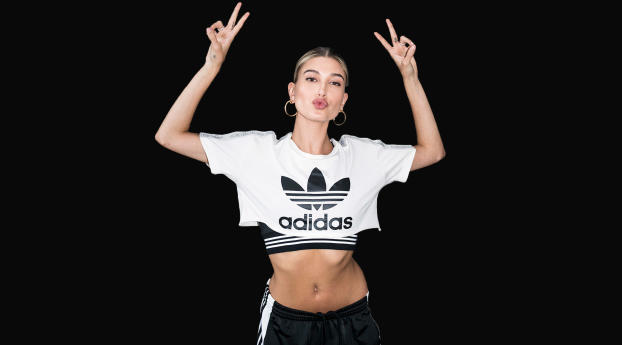 Hailey Baldwin Adidas Campaigns 2018 Wallpaper 1440x2561 Resolution