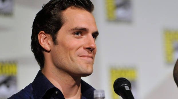 Henry Cavill On Stage Images Wallpaper 2560x1024 Resolution