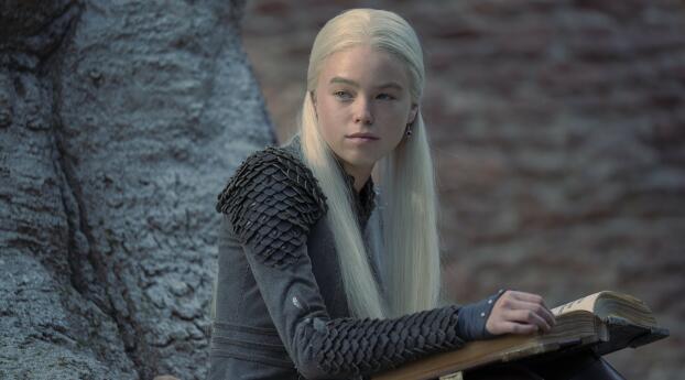 House of the Dragon 5k Milly Alcock as Rhaenyra Targaryen Wallpaper 1080x2248 Resolution