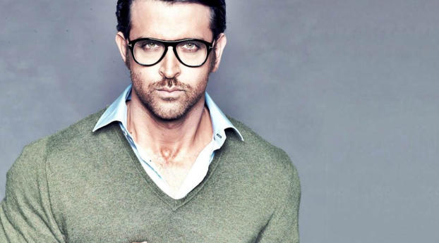 Hrithik Roshan In Specs Pics Wallpaper, HD Celebrities 4K Wallpapers,  Images, Photos and Background - Wallpapers Den