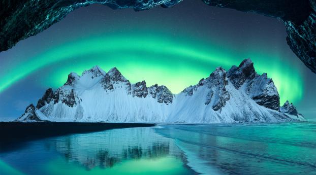 Iceland Aurora Borealis Wallpaper 1080x2520 Resolution