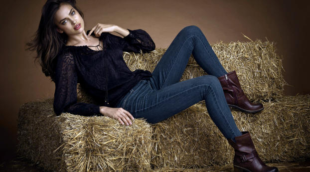 irina shayk, model, girl Wallpaper 2560x1440 Resolution