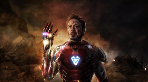 Iron Man Last Scene in Avengers Endgame Wallpaper