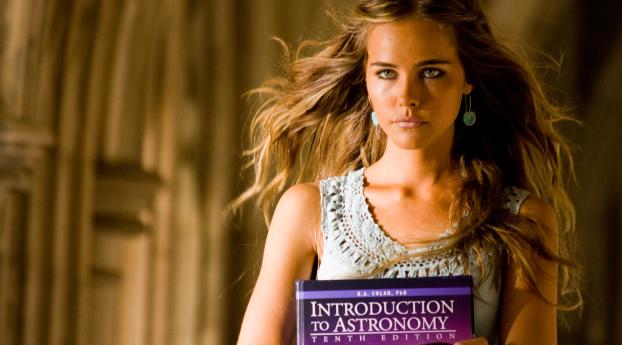 Isabel Lucas With Books Images Wallpaper 480x484 Resolution