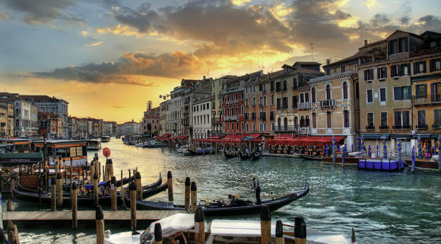 italy, venice, houses Wallpaper 2880x1800 Resolution