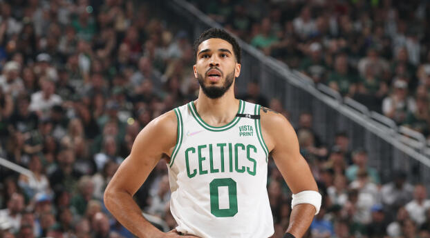 Jason Tatum HD Boston Celtics NBA 2022 Wallpaper 1080x2240 Resolution