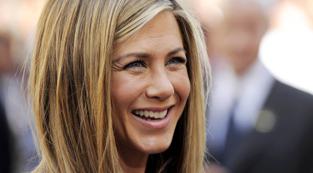 Jennifer Aniston Laughing Images Wallpaper 1920x1080 Resolution