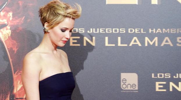 Jennifer Lawrence New Hair Cut Images Wallpaper 2560x1700 Resolution