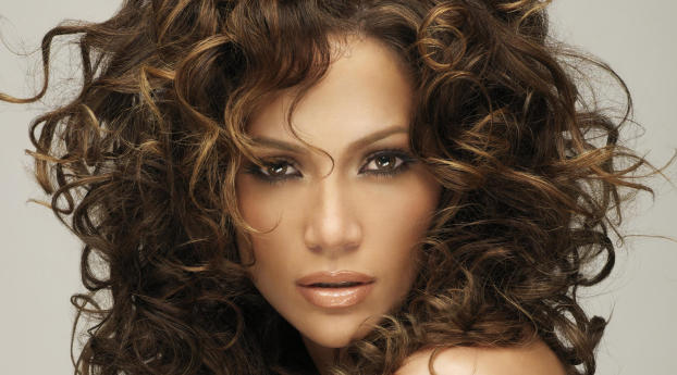 Jennifer Lopez Curly Hair wallpaper Wallpaper 1600x900 Resolution