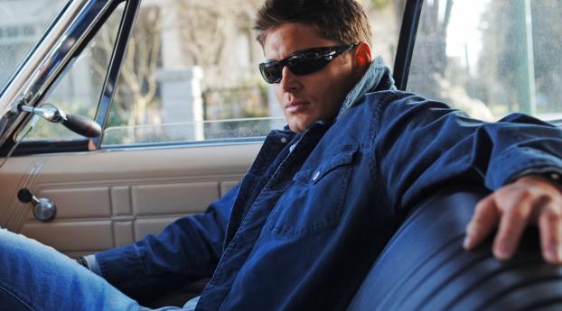 Jensen Ackles In Car Wallpaper 3840x1080 Resolution