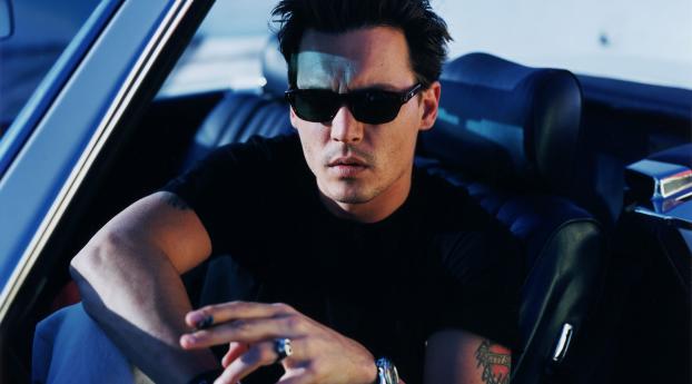 johnny depp, car, sunglasses Wallpaper 720x1280 Resolution