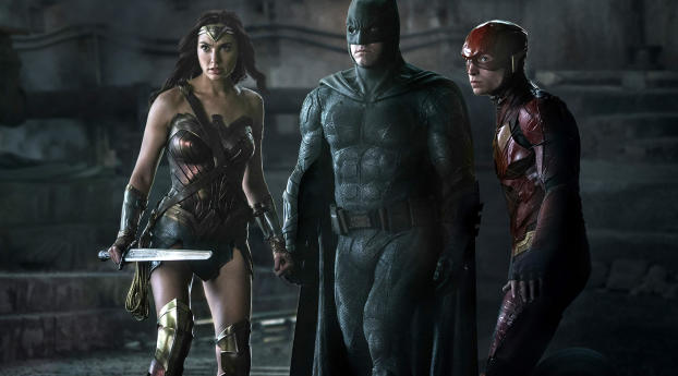 Justice League Heroes Wallpaper 1350x689 Resolution