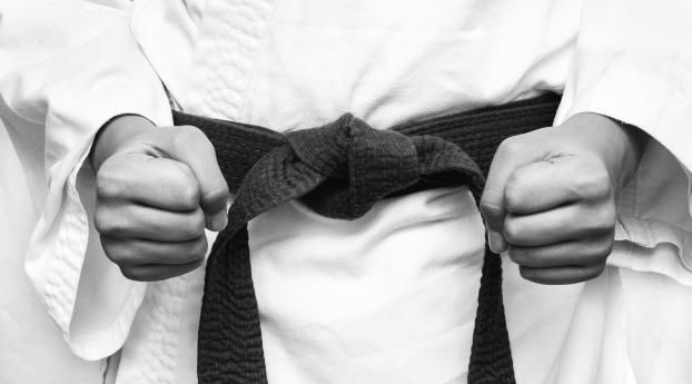 karate, kimono, fighter Wallpaper 640x1136 Resolution
