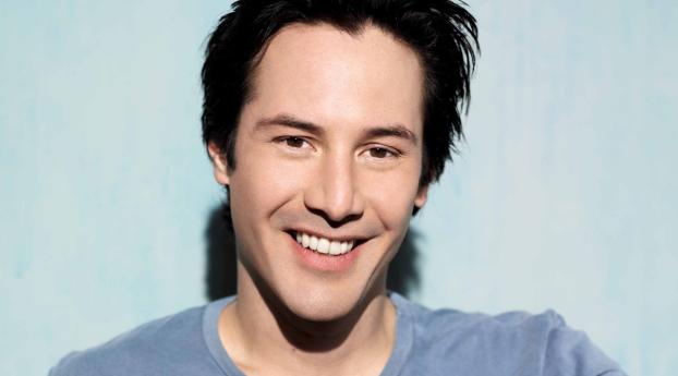 Keanu Reeves Smile Images Wallpaper 1400x1050 Resolution