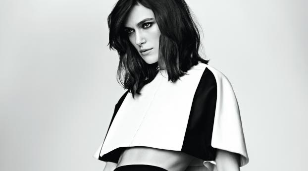 Keira Knightley Black And White Images Wallpaper 1366x786 Resolution