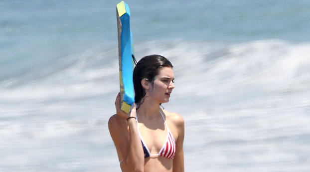 Kendall Jenner Hot Beach Wallpapers Wallpaper 1080x1920 Resolution