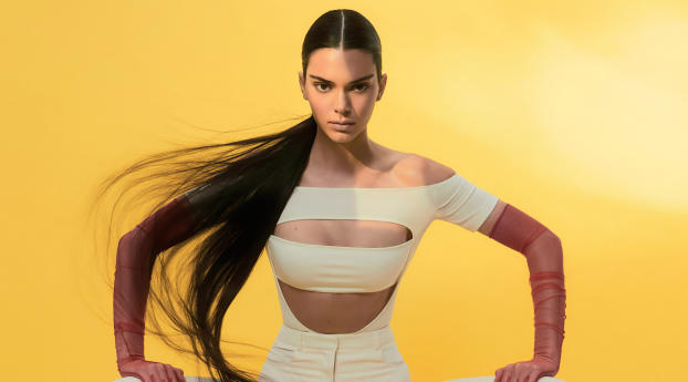 Kendall Jenner Vogue 2021 Wallpaper 1440x1440 Resolution