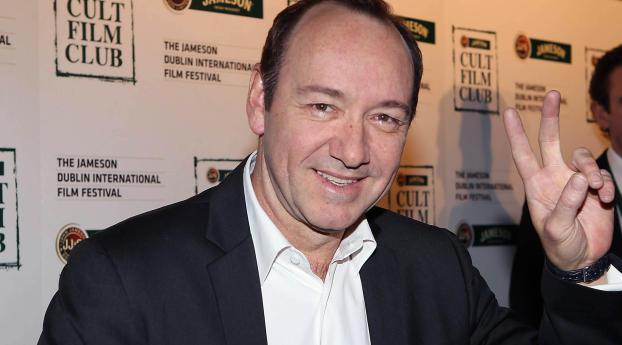 Kevin Spacey New Images Wallpaper 2560x1024 Resolution