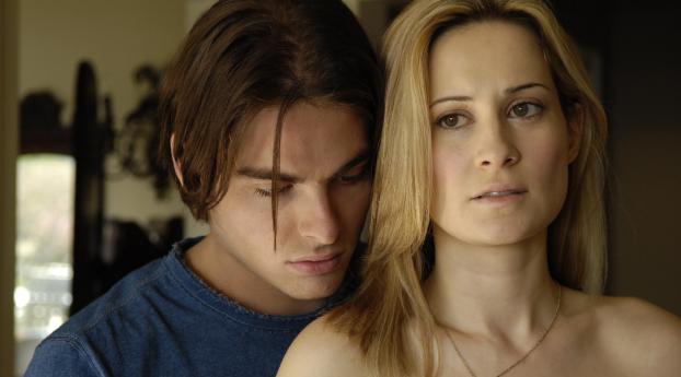 kevin zegers, passion, girl Wallpaper 320x568 Resolution