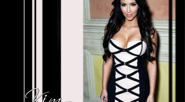 Kim Kardashian Cute Images Wallpaper 1280x720 Resolution