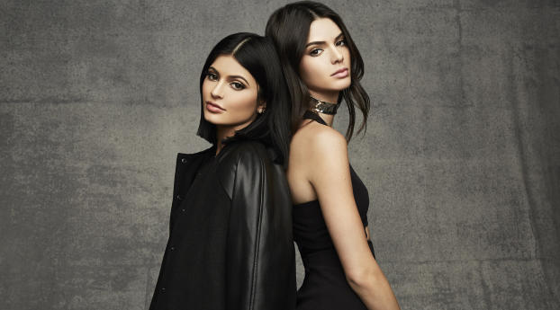 Kylie Jenner And Kendall Jenner Wallpaper